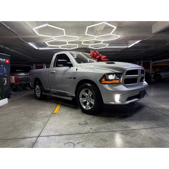 Ram Ram 2500 5.7 R/t Regular Cab 2500 4x4 At