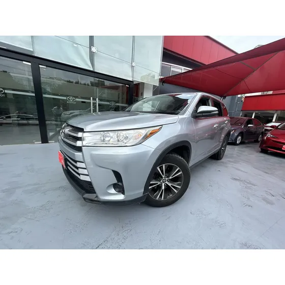 Toyota Highlander Le