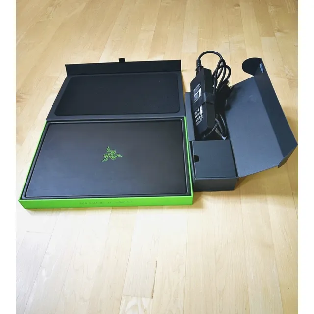2019 Razer Blade 15 Advanced, Intel