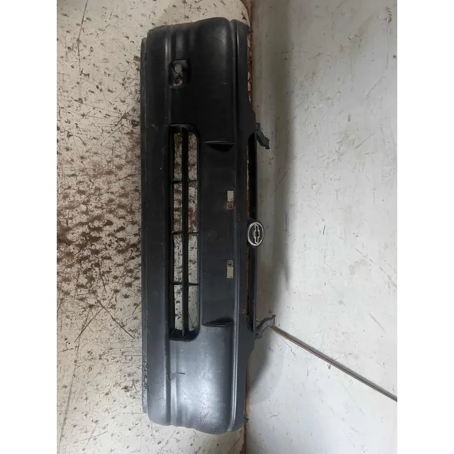 Parachoque Dianteiro Corsa 1995 1996 1997 1998 2000 Detalhe