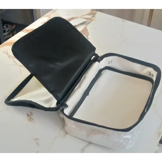 Oferta Cartera Bolsa Estuche Y Organizador Cosmético Viajero