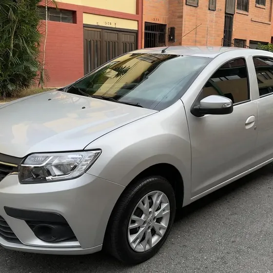 Renault Logan 2025 1.6 Life Plus