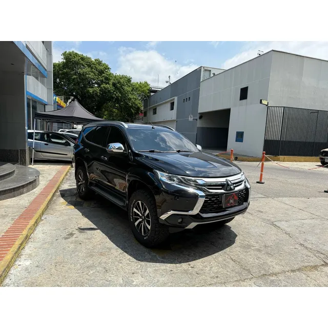 Mitsubishi Montero Sport