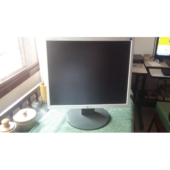 Monitor LG Flatron L1752s-sf - 17 Polegadas