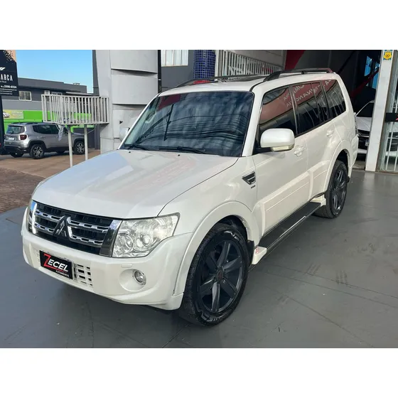 Mitsubishi Pajero 3.2 Hpe Aut. 5p