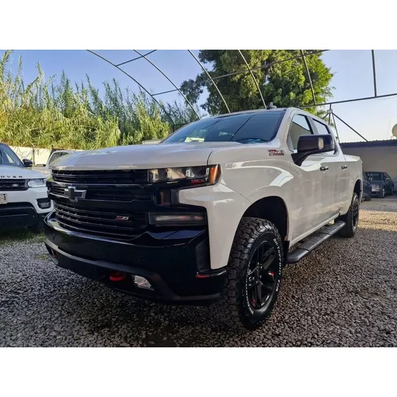 Chevrolet Cheyenne Trail Boss 4x4 V8 2019