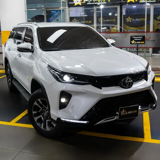 Toyota Fortuner 2025 2.8 Diesel Srv 4x4 At