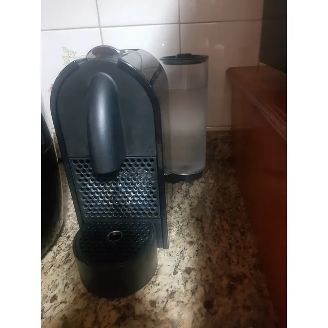 Cafetera Modelo U Y Capsulas Nespresso Kazaar