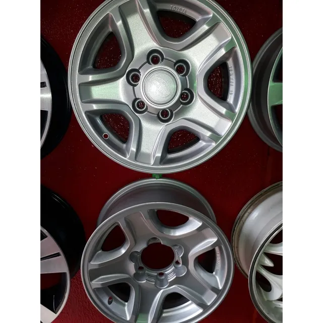 Rines 16 Toyota Prado 6 Huecos