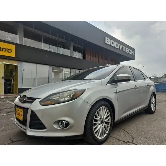 Ford Focus 2013 2.0 Titanium