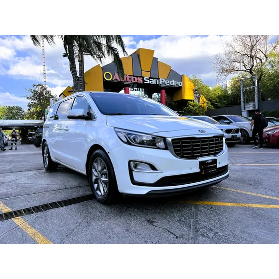 Kia Sedona 3.3 V6 Ex Pack At