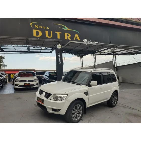 Mitsubishi Pajero Tr4 2.0 4x2 16v 140cv Flex 4p Automático