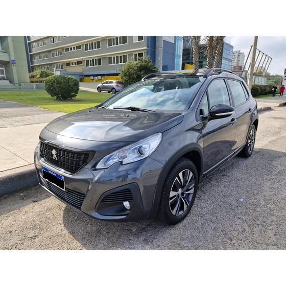 Peugeot 2008 1.6 Feline 5p