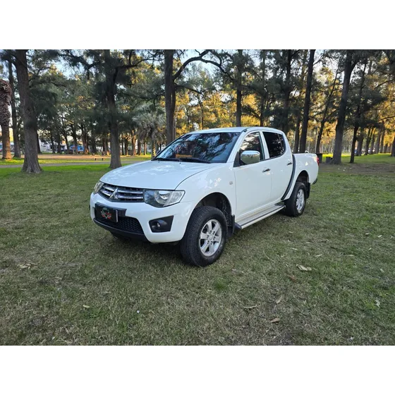 Mitsubishi L200 2.5 D/c 4x2