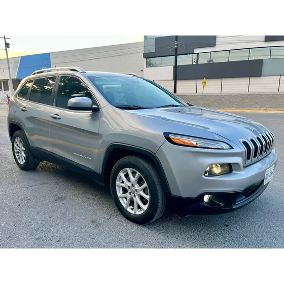 Jeep Cherokee 3.2 Latitude