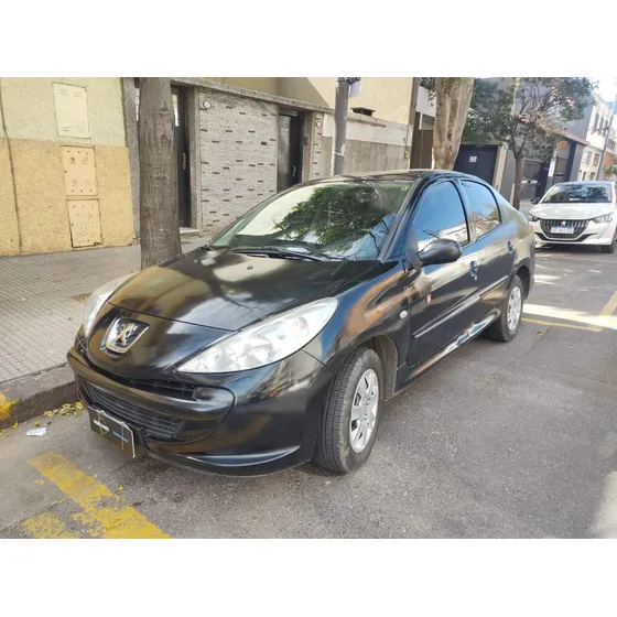 Peugeot 207 1.4 Sedan Xr