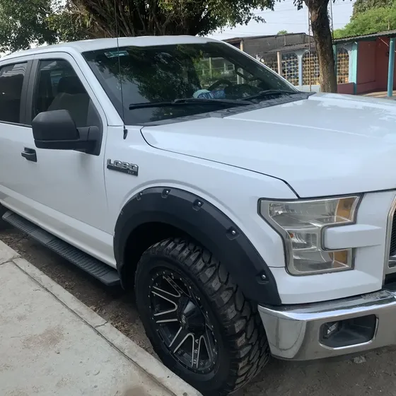 Ford Lobo 2015 5.0l Xlt Cabina Doble 4x2 Mt