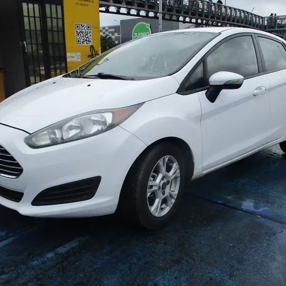 Ford Fiesta 2015 Se 1600cc Mt Aa