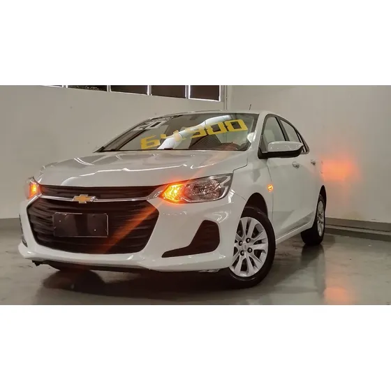 Chevrolet Onix Plus 1.0 Flex Turbo
