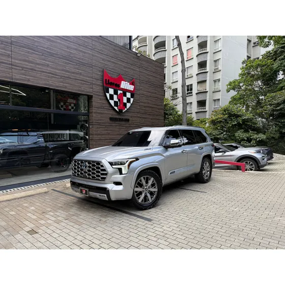 Toyota Sequoia 3.4 V6 Capstone