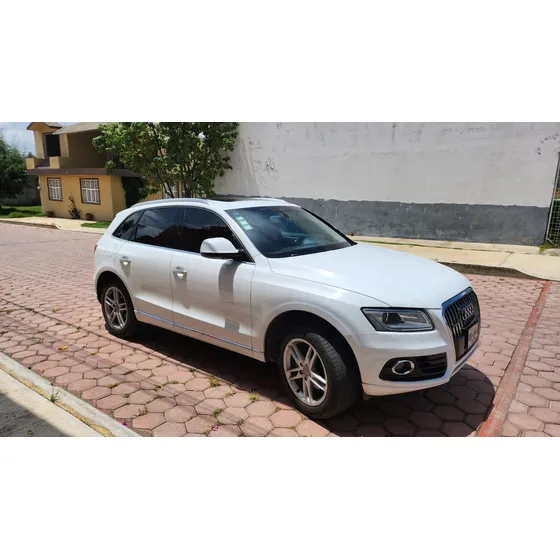 Audi Q5 2.0 Luxury L4 T At