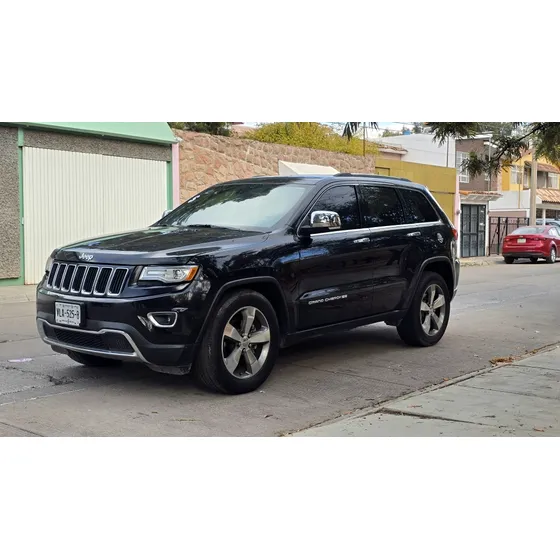 Jeep Grand Cherokee 3.6 Limited Lujo V6 4x2 At