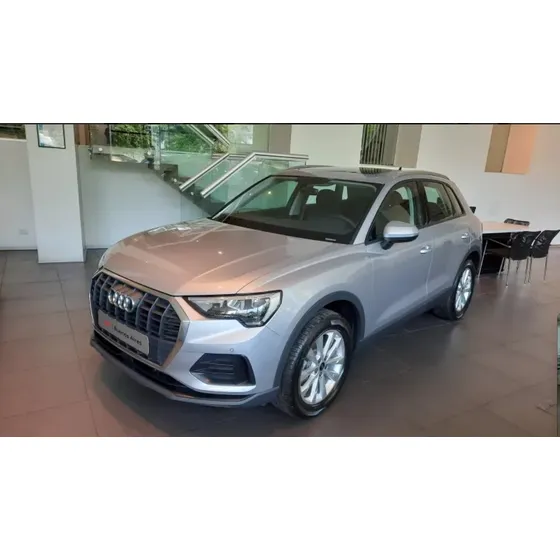 Audi Q3 1.4 35tfsi 150 Cv