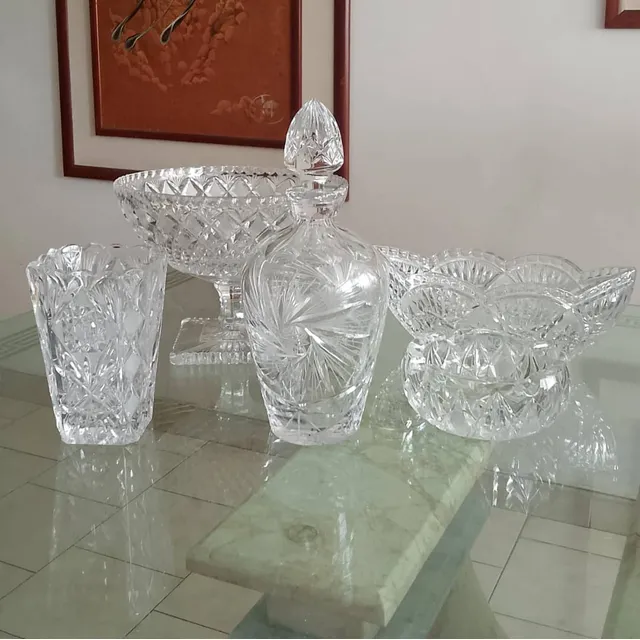 Cristalería Centro De Mesa Florero Licorera Cenicero.