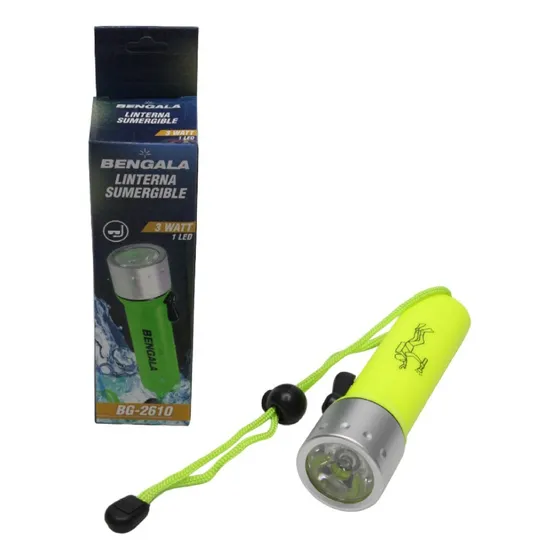 Linterna Acuatica Para Buceo Mano Sumergible Potente