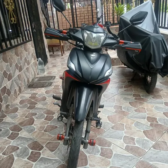 Se Vende Victory Advance 125 - 2024
