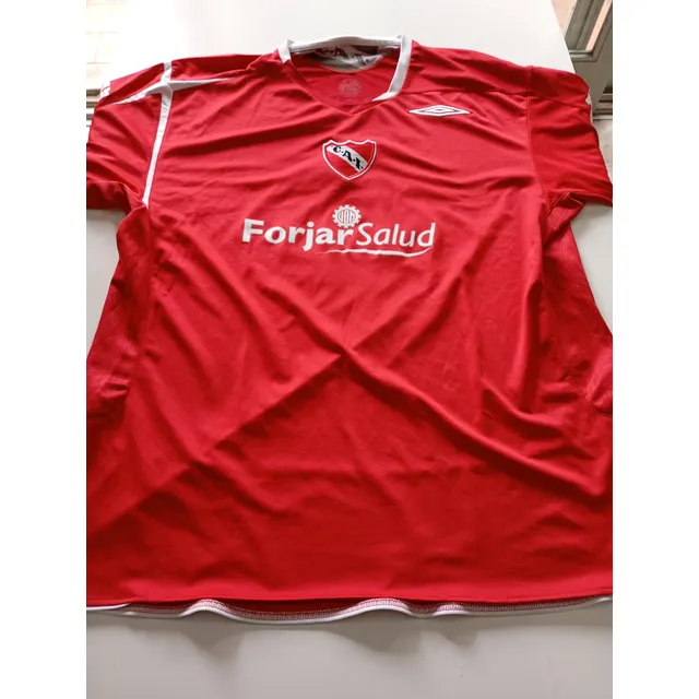 Camiseta Independiente Umbro 2006 Kun Agüero
