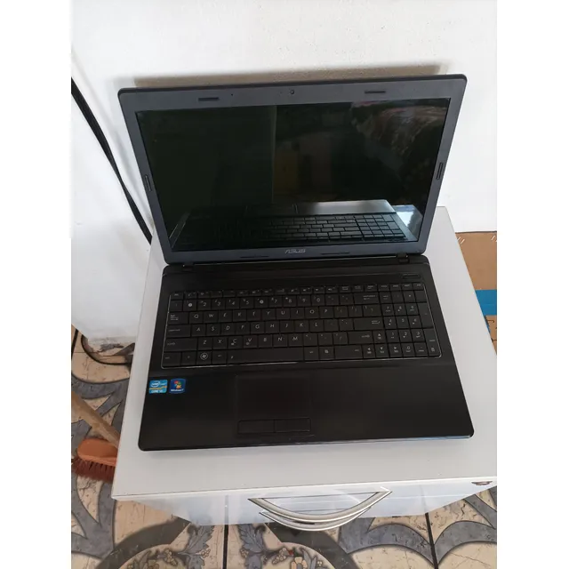 Laptop Asus Core I3