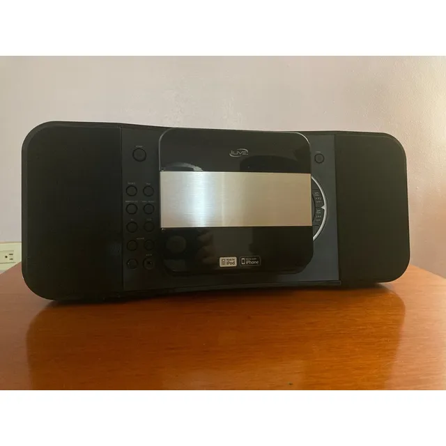 Equipo De Sonido Ilive Con Cd Y Espacio Para iPod O iPhone 