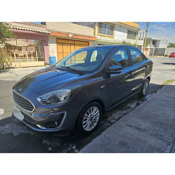 Ford Figo 1.5 Titanium Sedan At