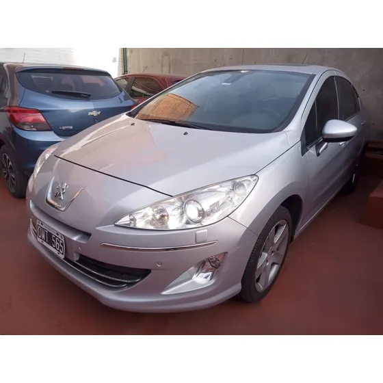 Peugeot 408 2.0 Feline 143cv