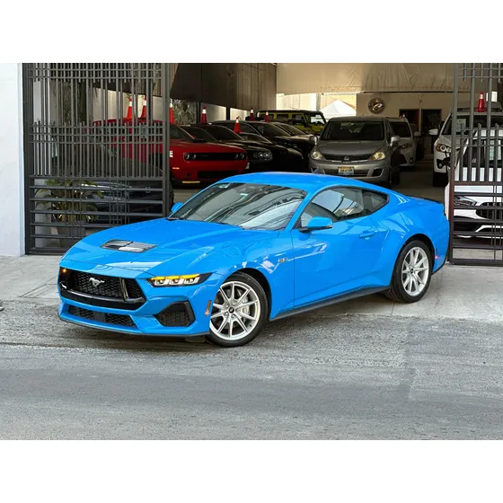 Ford Mustang 5.0l Gt V8 At