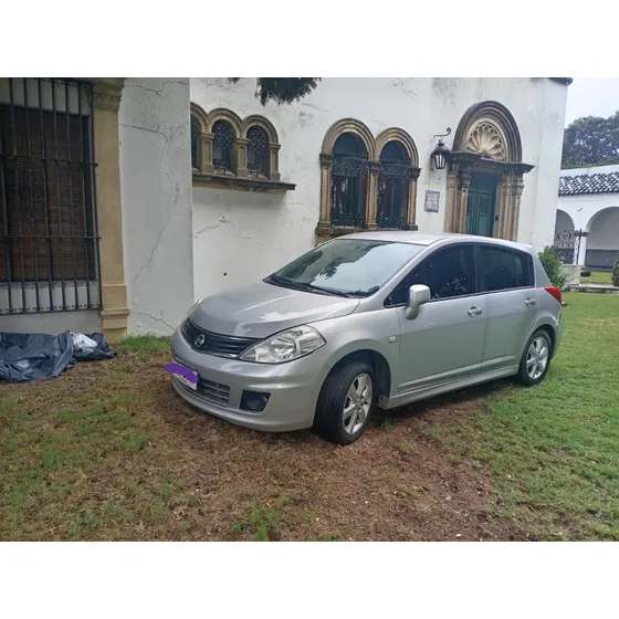 Nissan Tiida 1.8 Sense Sedan Mt
