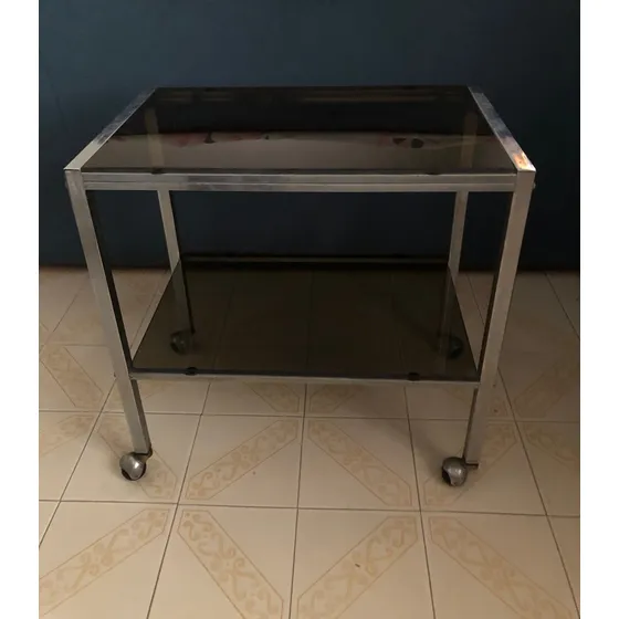 Mesa Para Tv De Vidrio 2 Peldaños Y Ruedas