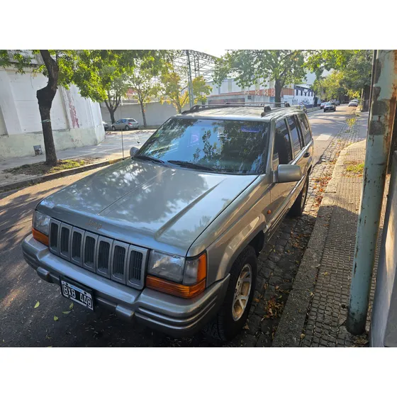 Jeep Grand Cherokee 5.2 V8 Limited