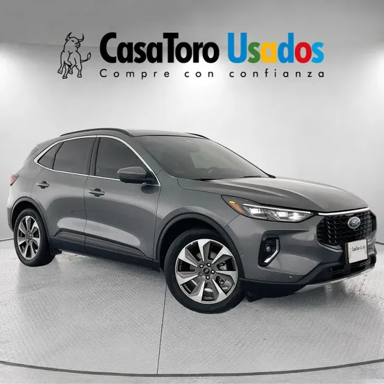 Ford Escape Platinum Fhev At usado en Engativa