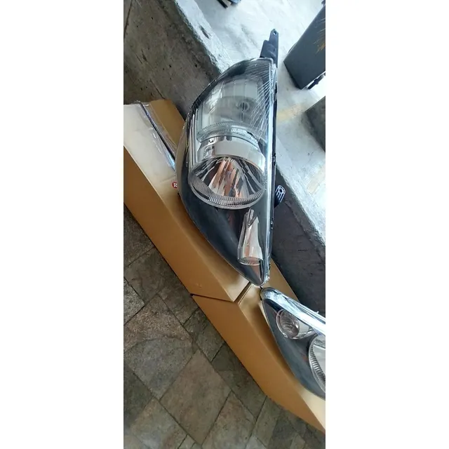 Faro Delantero Derecho Honda Fit F/n 2003 2004 2005 2006