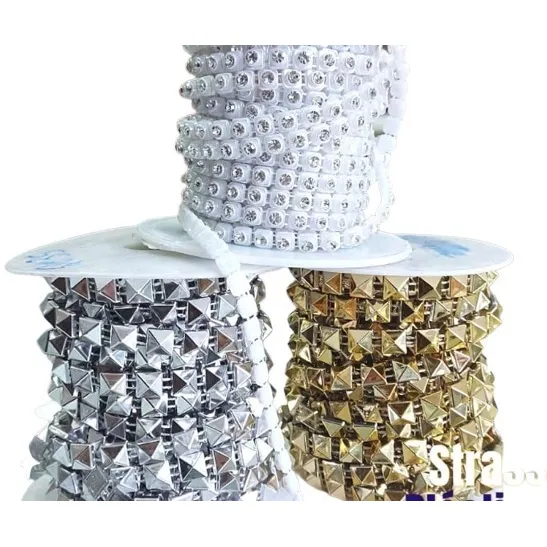 Tachas Piramides En Strass Por Metros