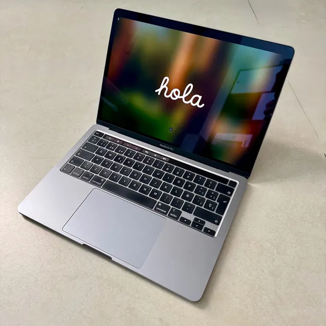 Macbook Pro, 13 In. Intel I5, 2020, 16gb Ram, 512 Gb Usada Gris Espacial