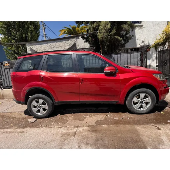 Mahindra Xuv 500 2wd Mt Full Crde