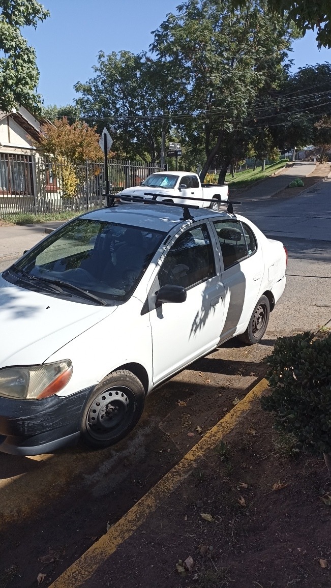 Toyota Yaris Automático