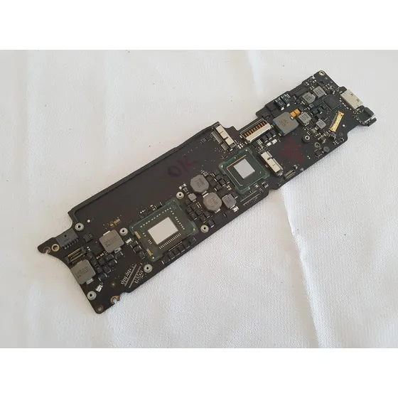 Placa Mãe 820-3024-b Para Macbook Air A1370 2011 + I5-2467m