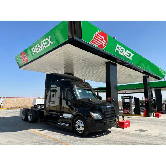 Freightliner Cascadia Evolution Negro Tractocamión