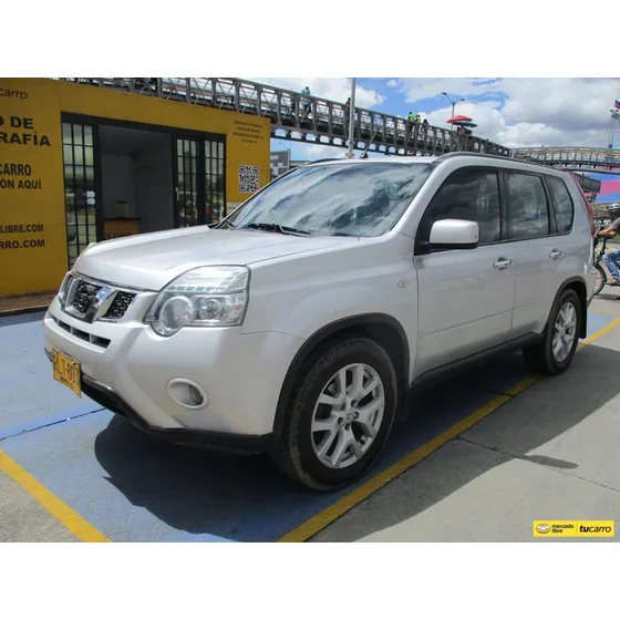 Nissan X-trail 4x4 2500cc At Aa