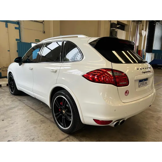 Porsche Cayenne 4.8 V8 Turbo S 5p
