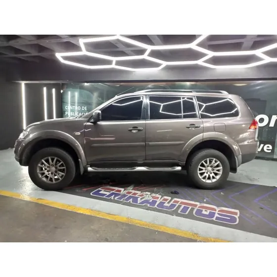Mitsubishi Montero Sport Sport